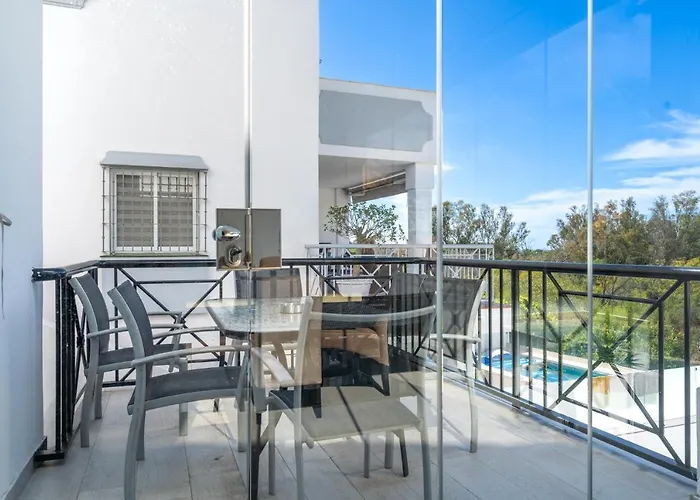 Unique Scandinavia Apartamento Marbella
