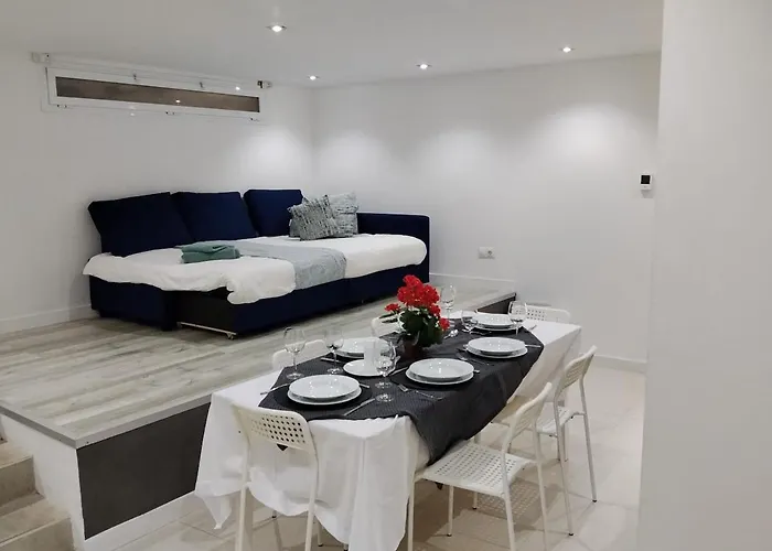 Unique Scandinavia Apartamento *