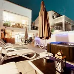 Apartment Unique Scandinavia Marbella