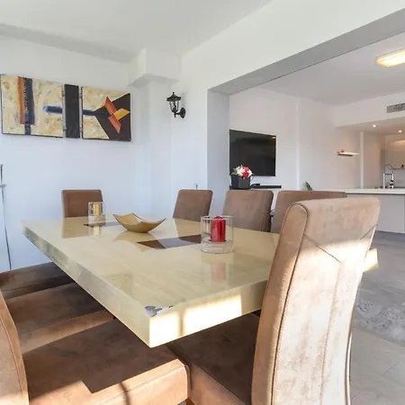 Unique Scandinavia Appartement Marbellac