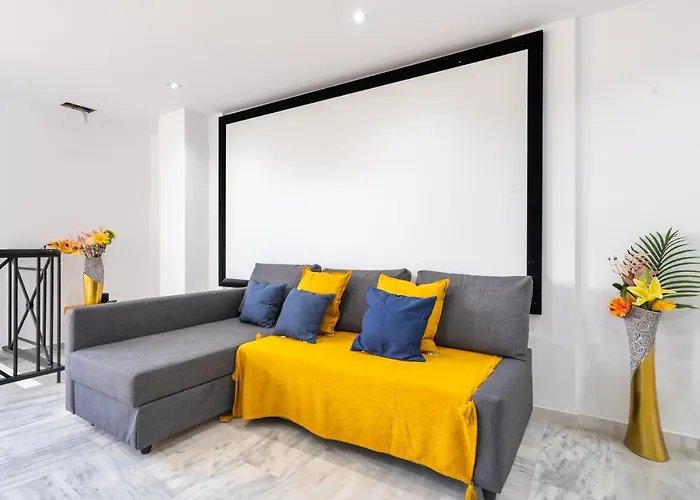 Unique Scandinavia * マルベーリャ